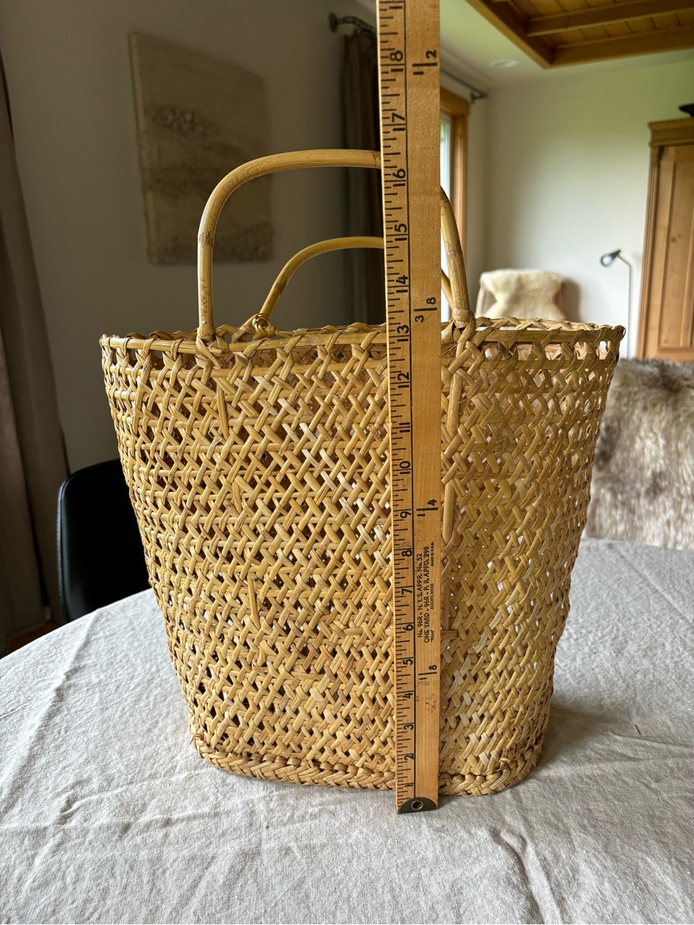 Vintage Wicker Market Basket - Picture 5 of 6